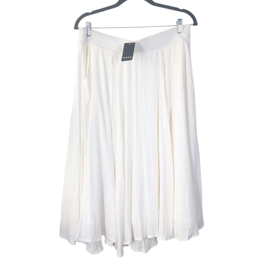 NWT Torrid White Midi Skirt with Pockets Size L/12